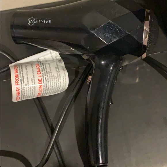 Hair dryer